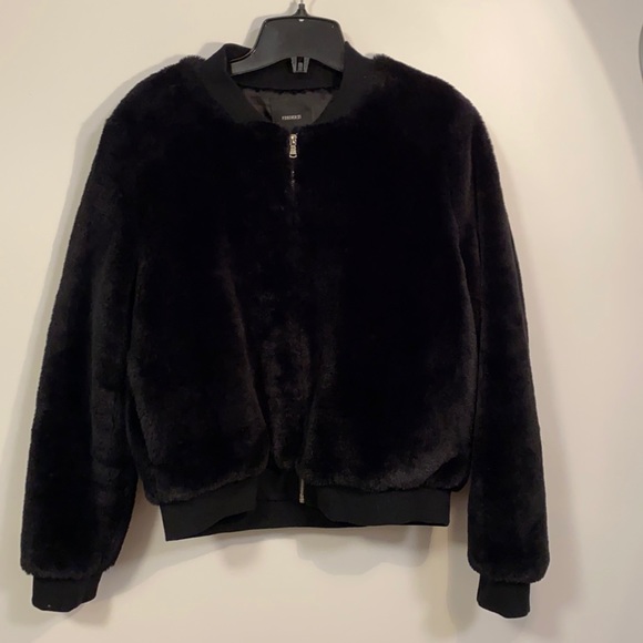 Forever 21 | Faux fur Sweater - Picture 1 of 7